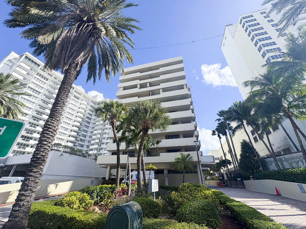 The Georgian Condo photo 2